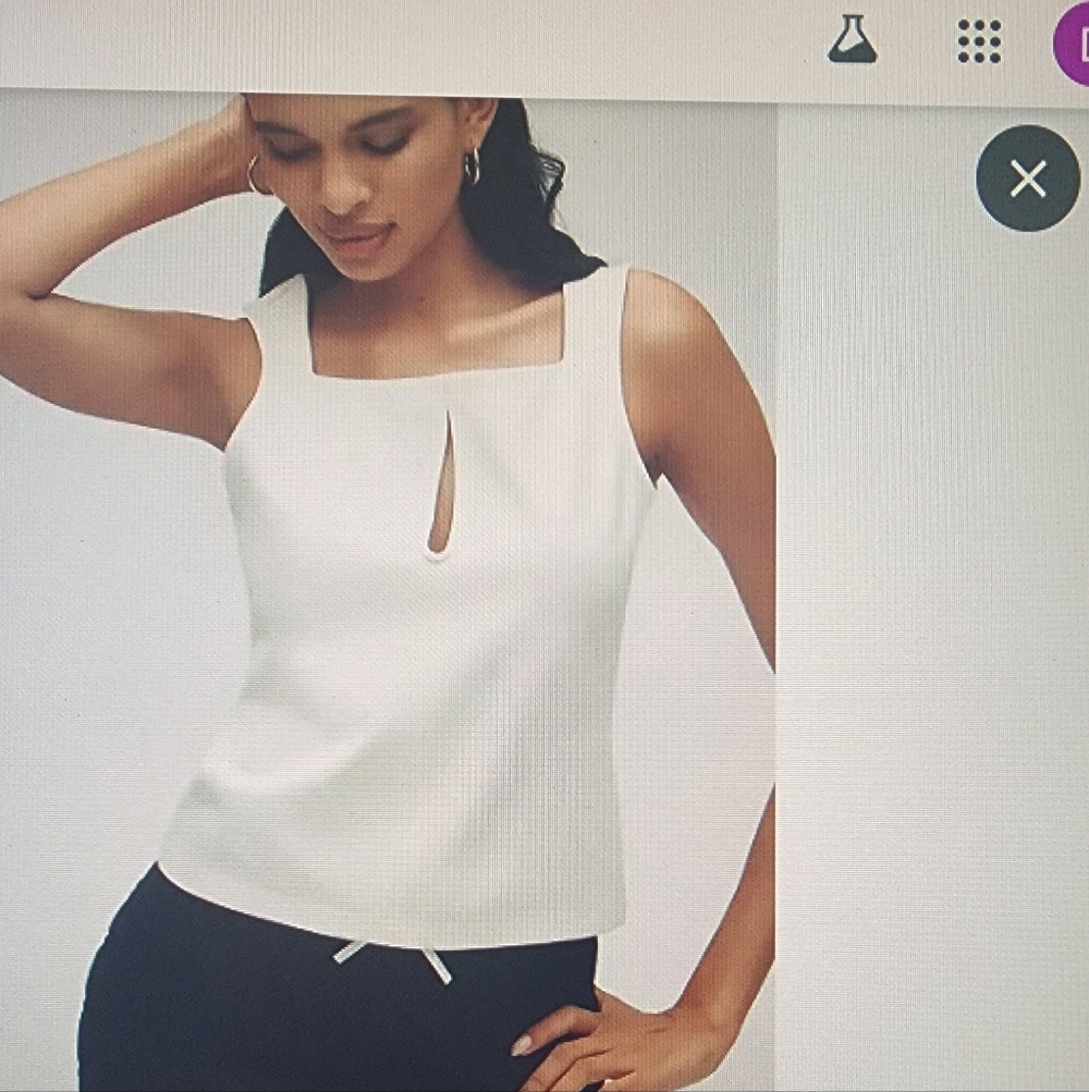 Maeve Keyhole Tank Size Large